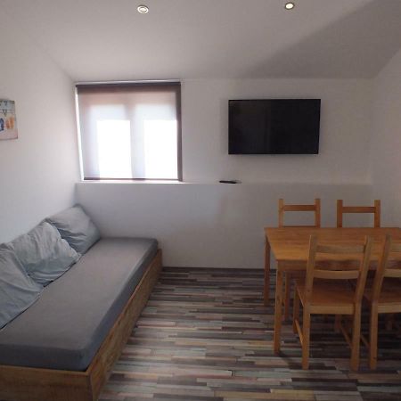 Apartmani Barisic Brodarica  Buitenkant foto