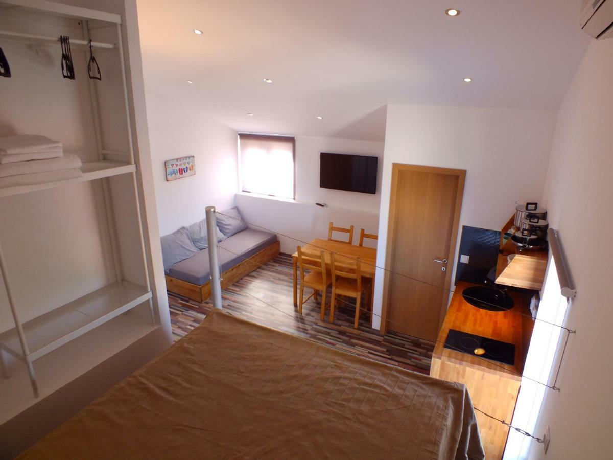 Apartmani Barisic Brodarica  Buitenkant foto