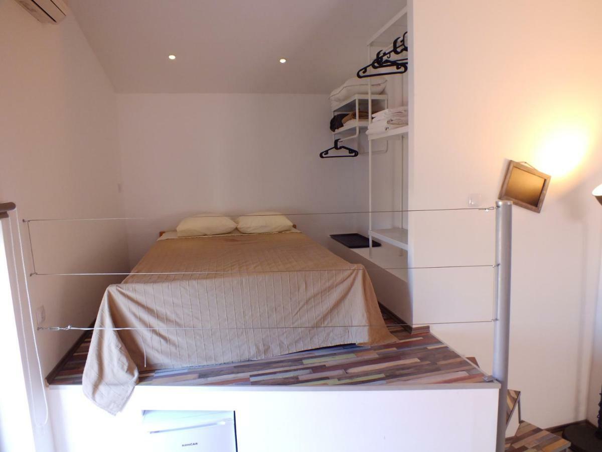 Apartmani Barisic Brodarica  Buitenkant foto
