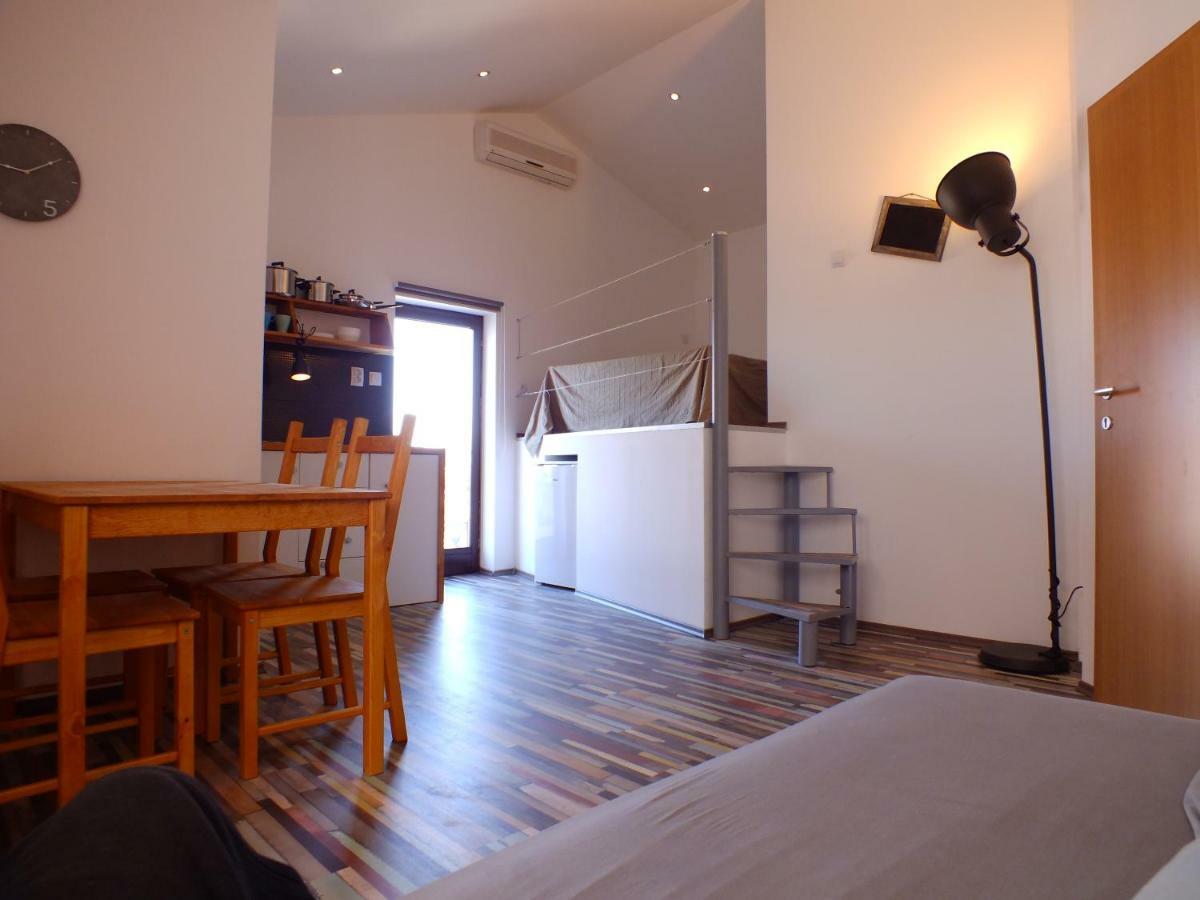 Apartmani Barisic Brodarica  Buitenkant foto